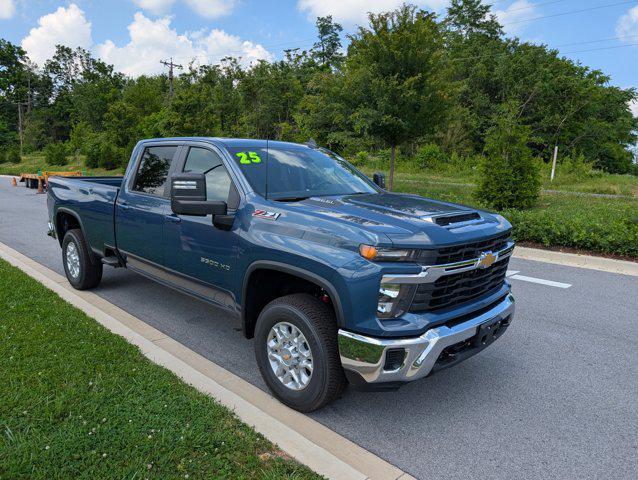new 2025 Chevrolet Silverado 3500 car, priced at $56,381