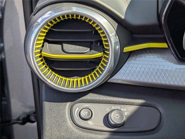 new 2025 Chevrolet Trax car, priced at $23,400