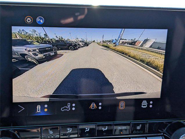 new 2026 Chevrolet Colorado car, priced at $39,800