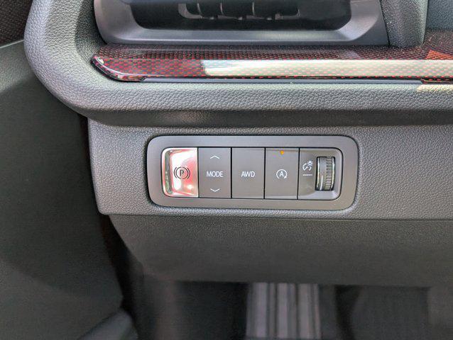 new 2025 Chevrolet Traverse car, priced at $49,438