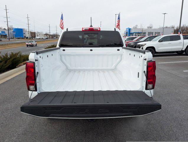 new 2025 Chevrolet Colorado car, priced at $30,196