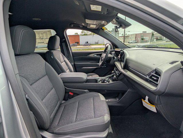 new 2025 Chevrolet Traverse car, priced at $39,495