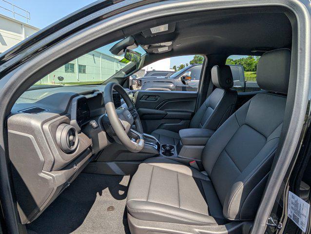 new 2025 Chevrolet Colorado car, priced at $45,195