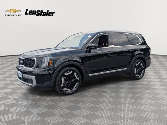 used 2023 Kia Telluride car, priced at $32,353