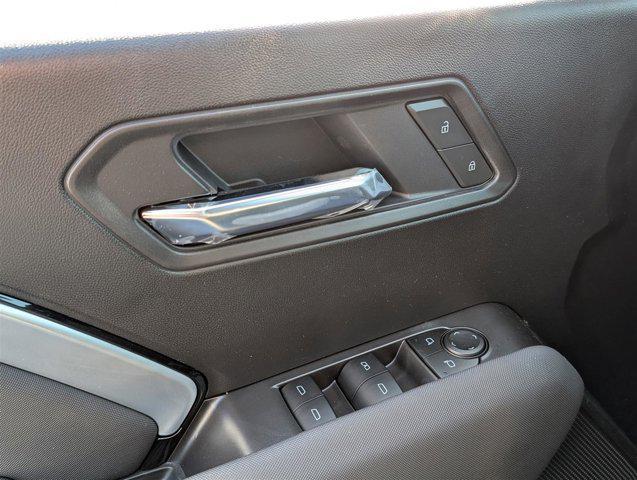 new 2025 Chevrolet Colorado car, priced at $40,200