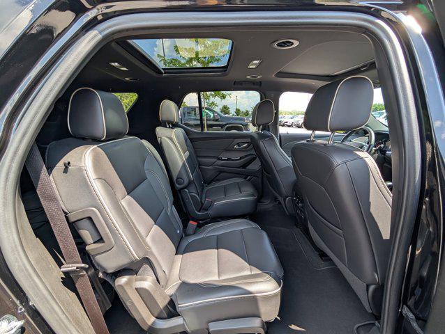 used 2022 Chevrolet Traverse car, priced at $35,452