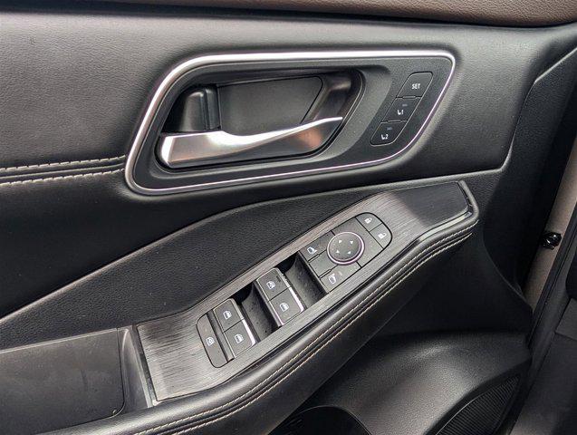 used 2021 Nissan Rogue car, priced at $25,294