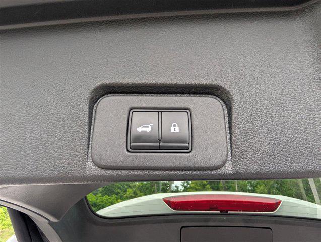 used 2021 Nissan Rogue car, priced at $25,294