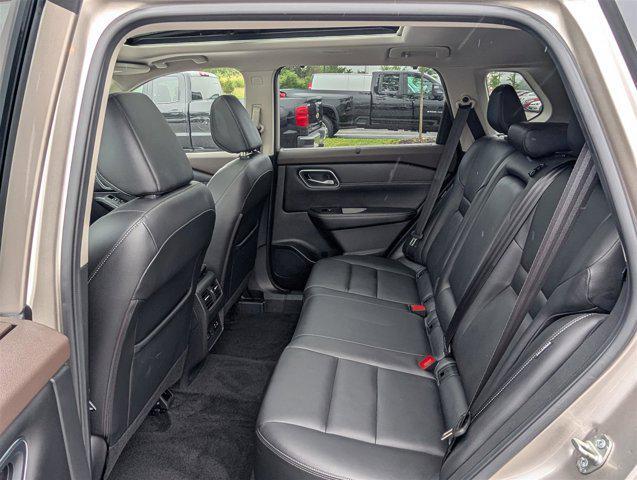 used 2021 Nissan Rogue car, priced at $25,294