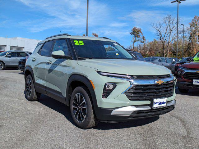 new 2025 Chevrolet TrailBlazer car, priced at $29,500