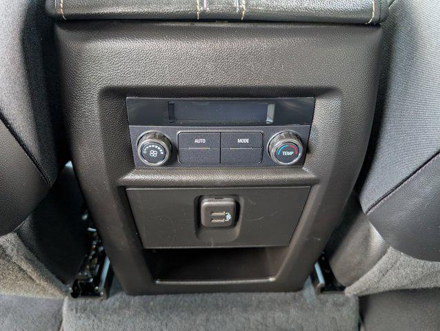 used 2022 Chevrolet Traverse car, priced at $32,950