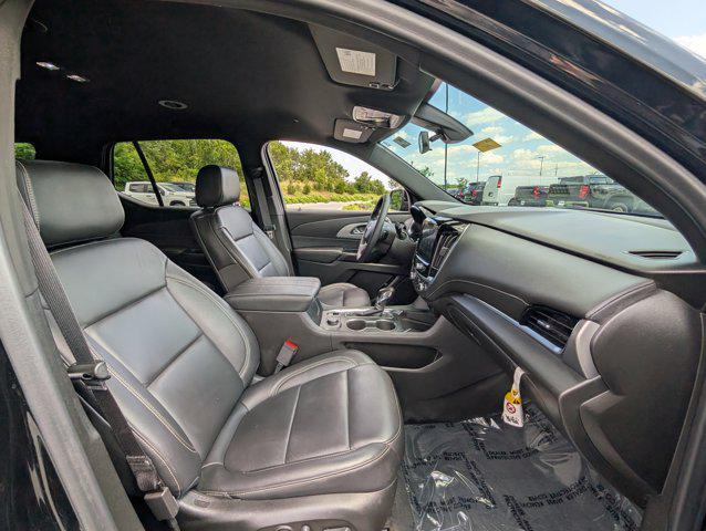 used 2022 Chevrolet Traverse car, priced at $32,950