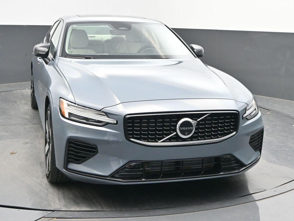 used 2024 Volvo S60 Recharge Plug-In Hybrid car, priced at $45,498