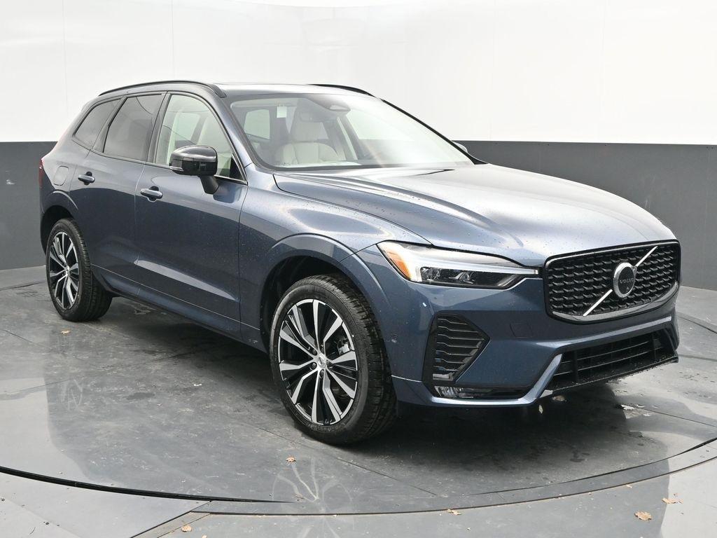 new 2025 Volvo XC60 car, priced at $54,595