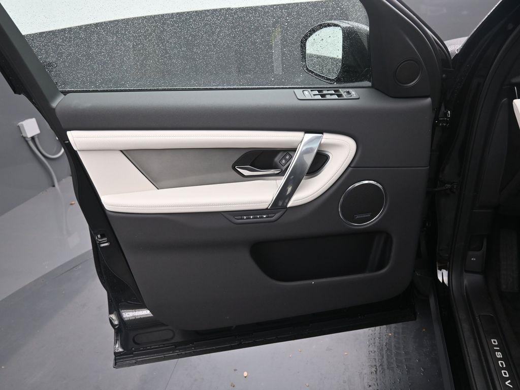used 2025 Land Rover Discovery Sport car