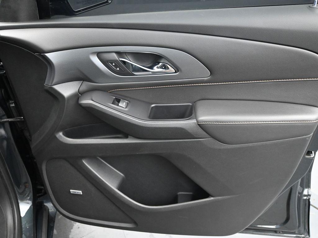used 2020 Chevrolet Traverse car, priced at $27,499