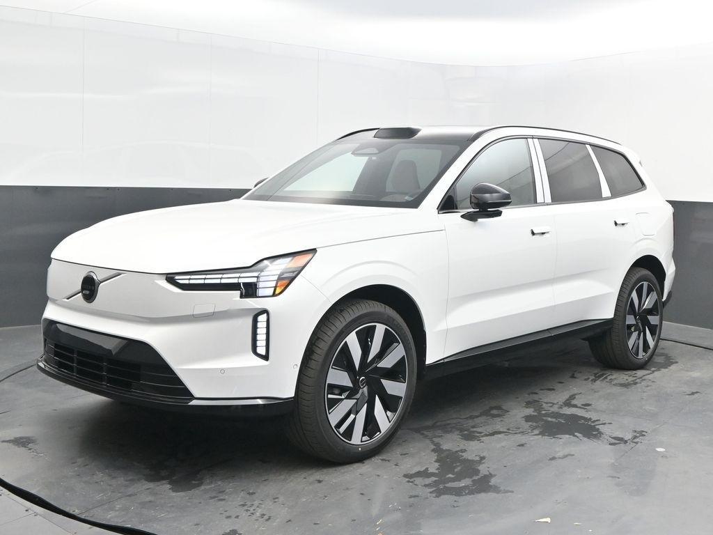 new 2025 Volvo EX90 car, priced at $88,825