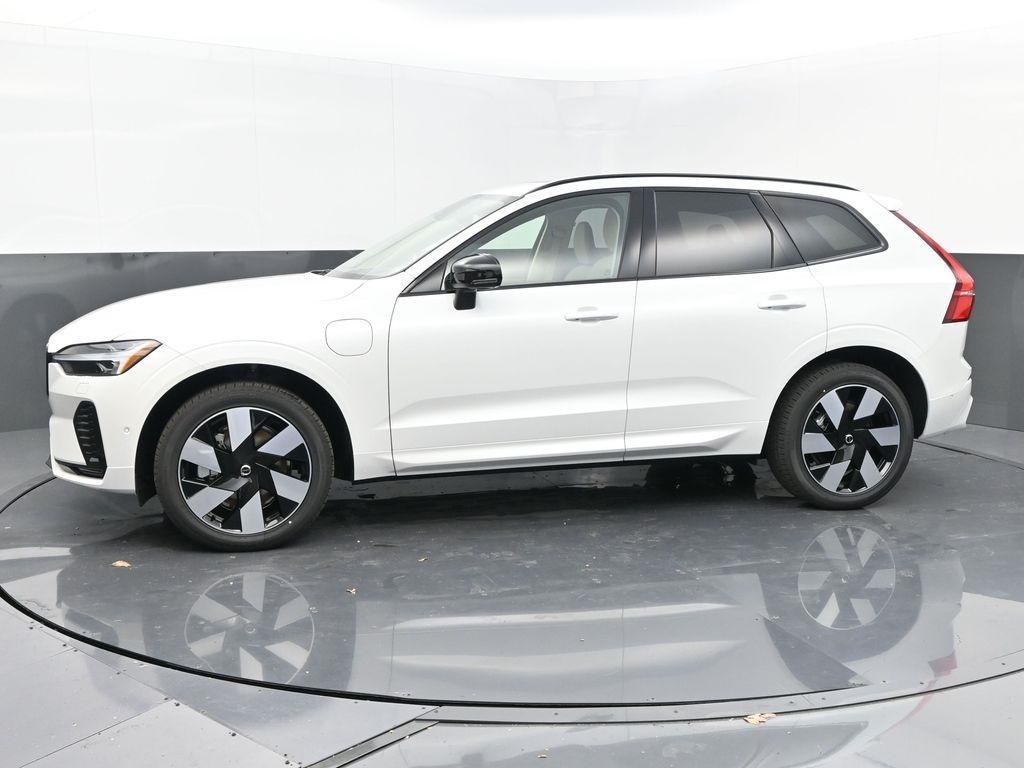 new 2025 Volvo XC60 Plug-In Hybrid car, priced at $66,235