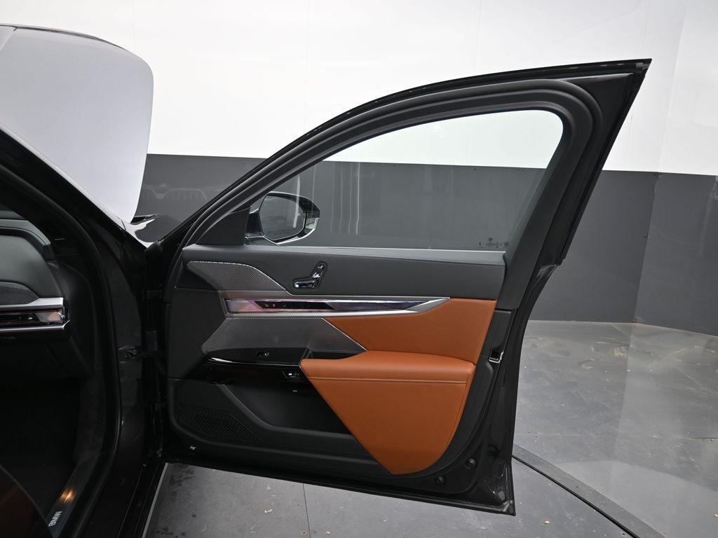 new 2025 BMW i7 car, priced at $115,625