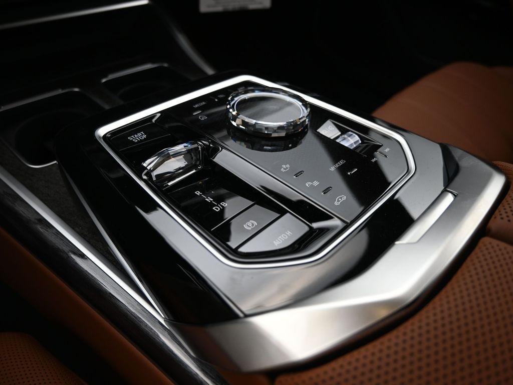 new 2025 BMW i7 car, priced at $115,625