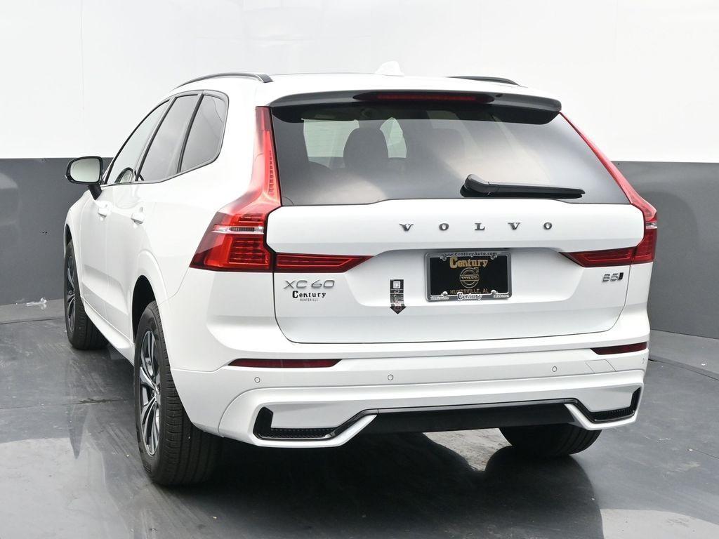 new 2025 Volvo XC60 car, priced at $48,345