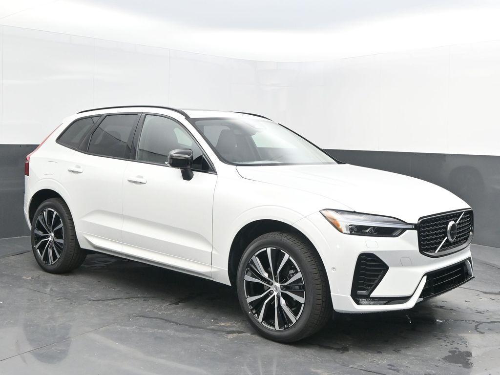 new 2025 Volvo XC60 car, priced at $55,360