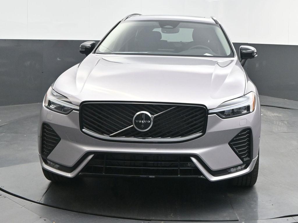 new 2026 Volvo XC60 car, priced at $55,985
