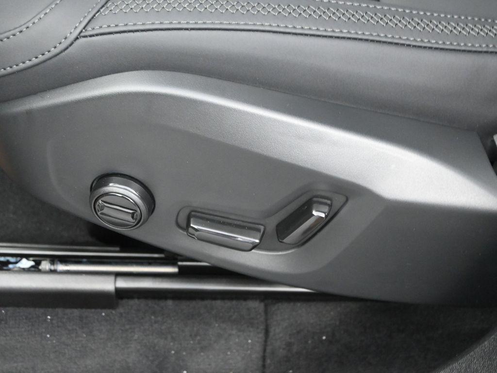 new 2026 Volvo XC60 car, priced at $55,985