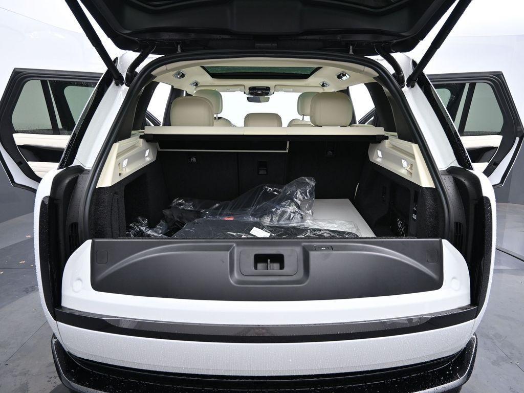 new 2025 Land Rover Range Rover car, priced at $122,510