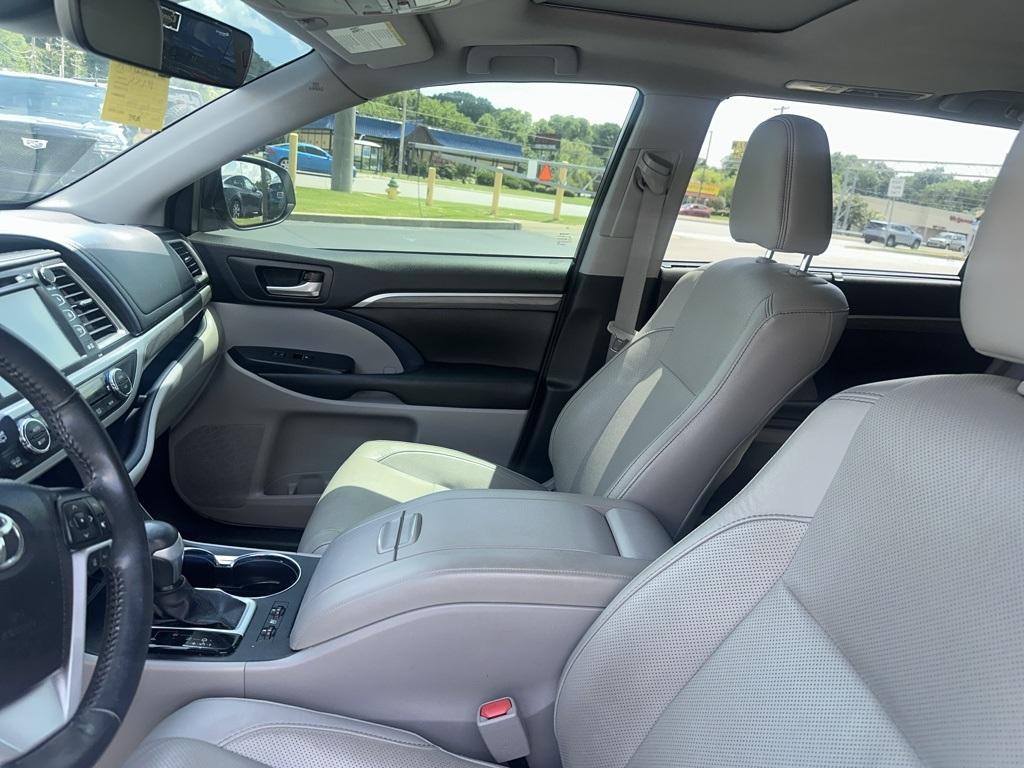 used 2017 Toyota Highlander car, priced at $20,599