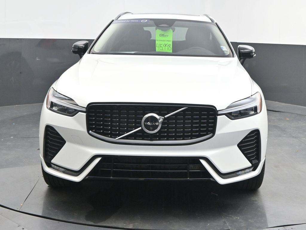 used 2025 Volvo XC60 car, priced at $45,998