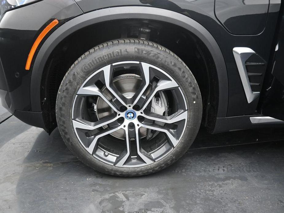 new 2025 BMW X5 PHEV car, priced at $81,240