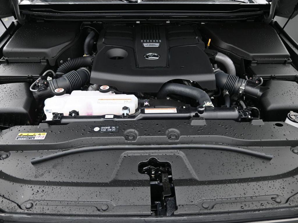 used 2025 Lexus GX 550 car, priced at $93,599