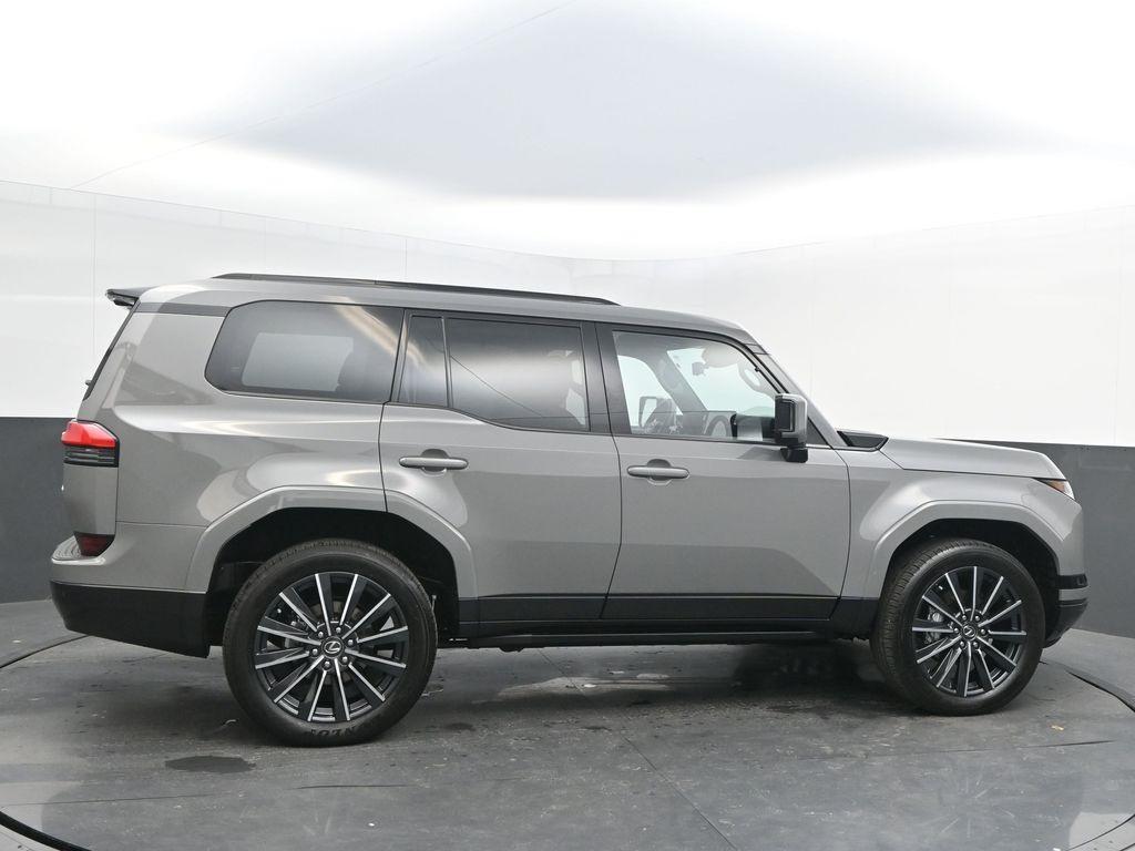 used 2025 Lexus GX 550 car, priced at $93,599