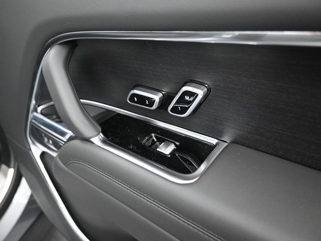 new 2025 Land Rover Range Rover car, priced at $122,965