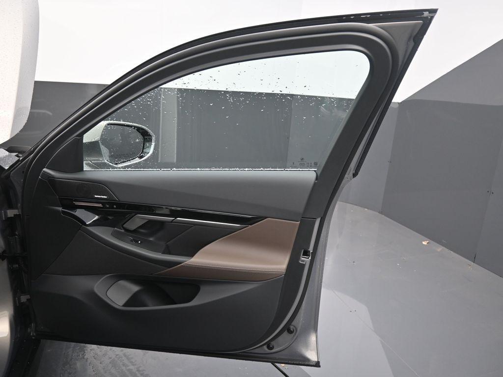 new 2025 BMW 530 car, priced at $62,875