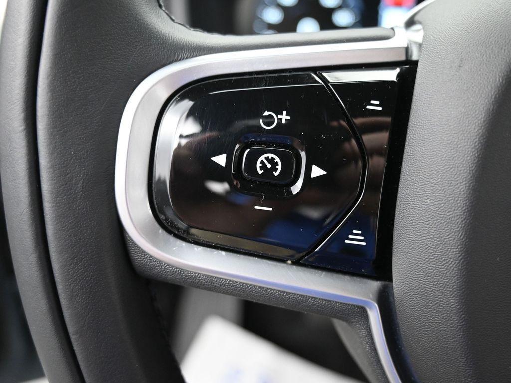 used 2022 Volvo XC90 Recharge Plug-In Hybrid car, priced at $49,498