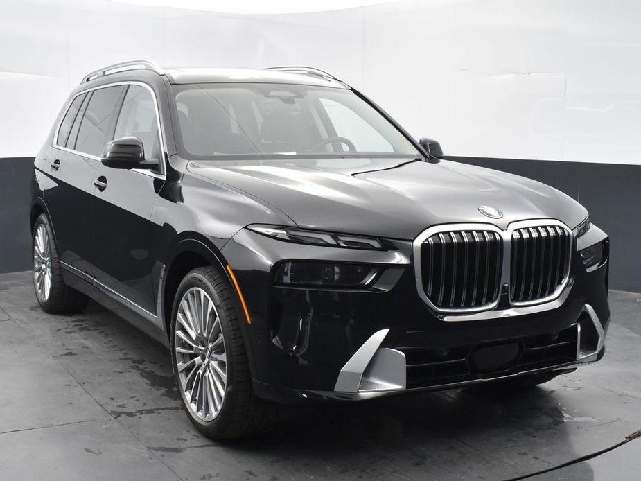 new 2025 BMW X7 car, priced at $93,150