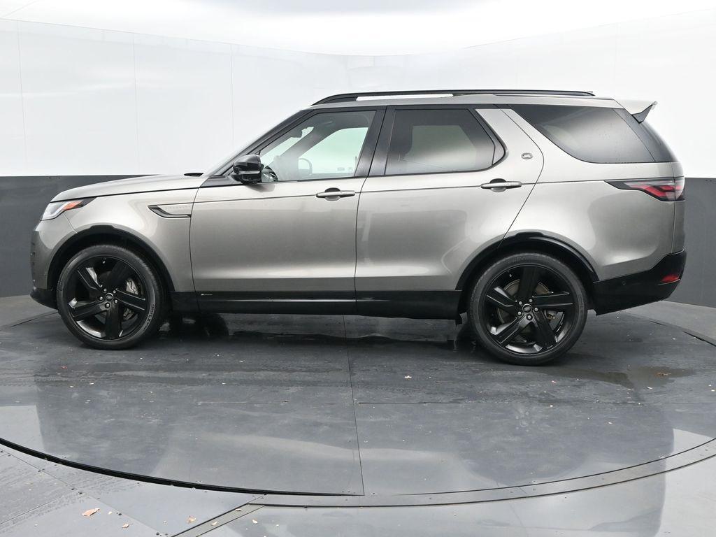 used 2022 Land Rover Discovery car, priced at $42,998