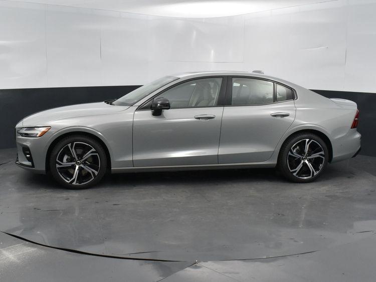 new 2024 Volvo S60 car, priced at $47,895