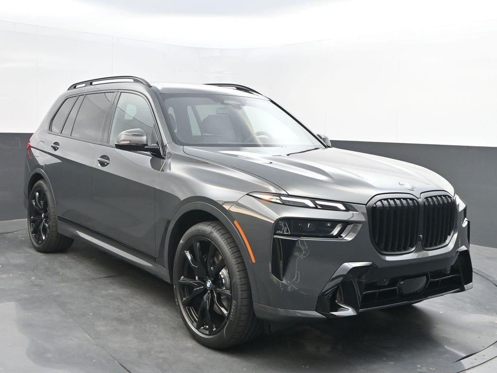 new 2026 BMW X7 car, priced at $102,505