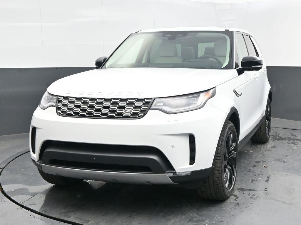 new 2025 Land Rover Discovery car, priced at $76,828