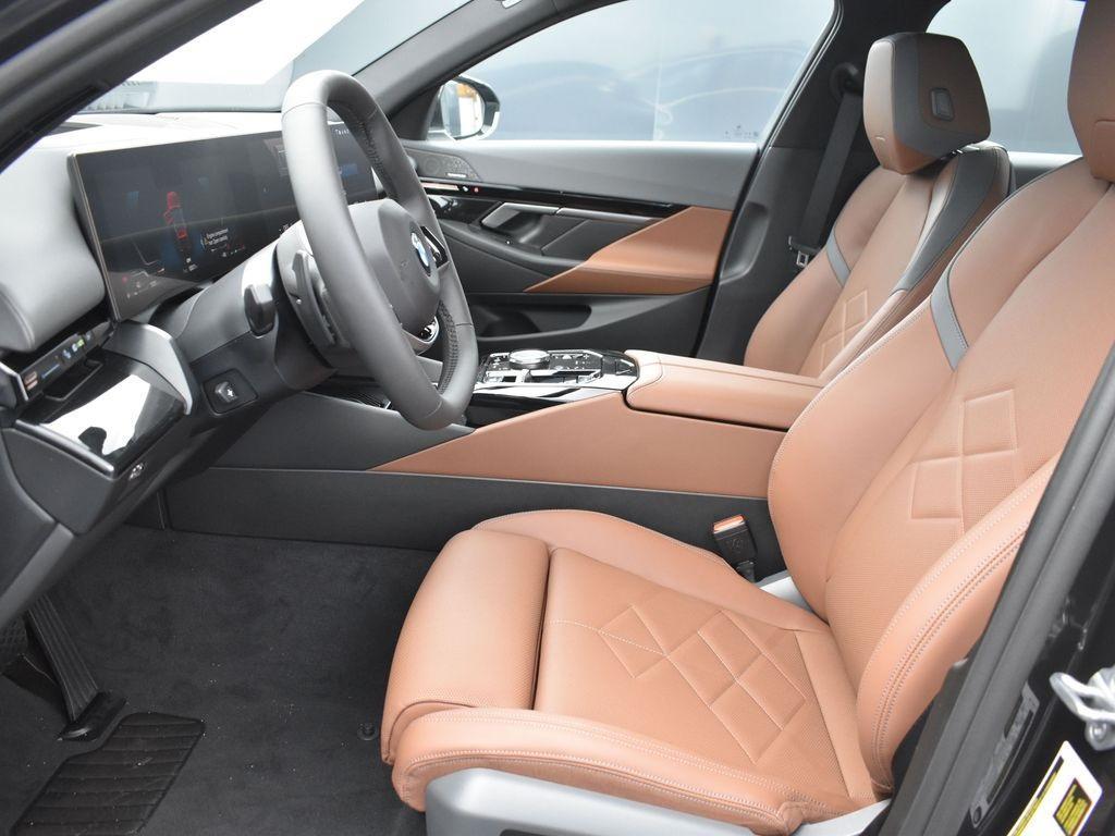 new 2024 BMW 530 car, priced at $57,055