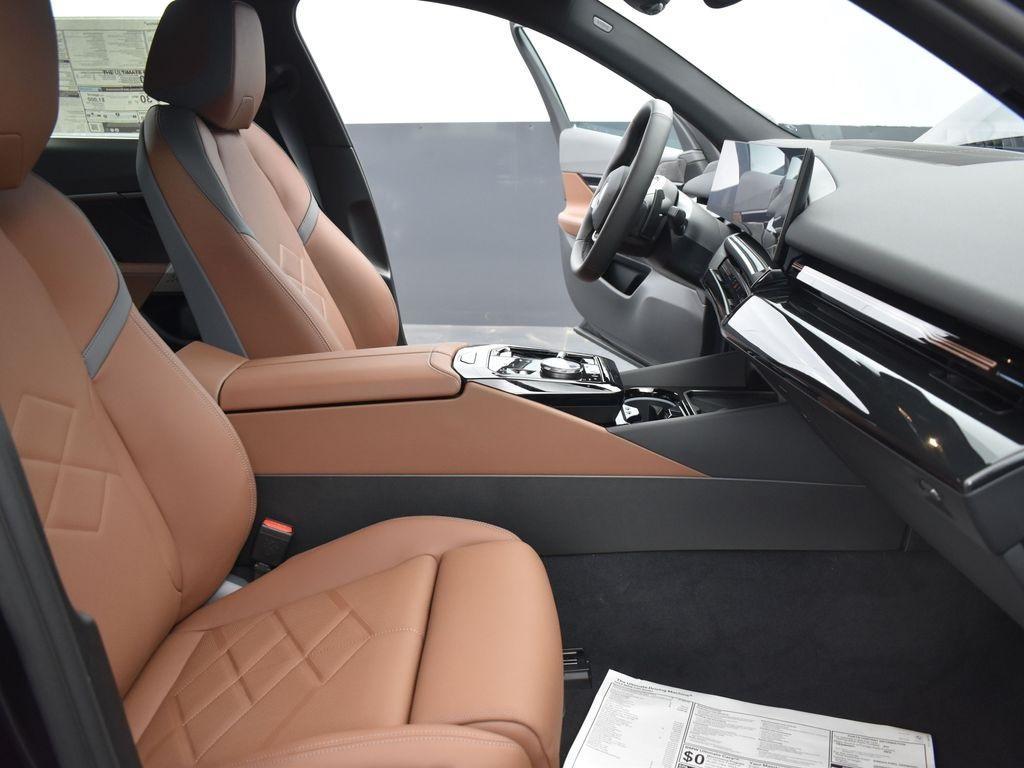 new 2024 BMW 530 car, priced at $57,055