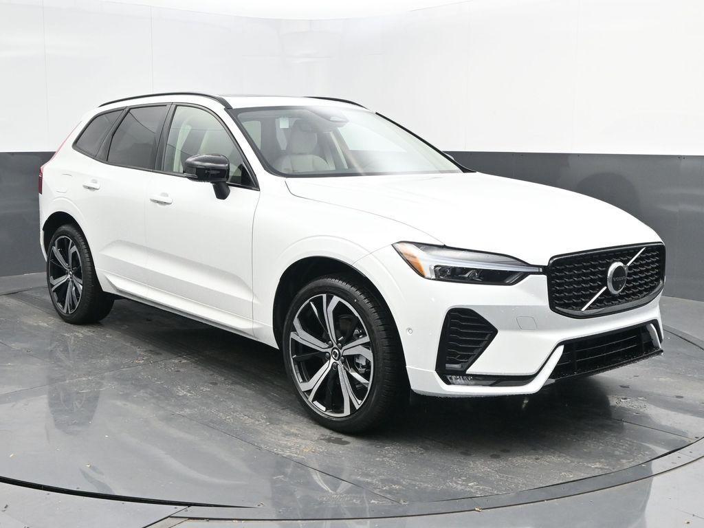 new 2025 Volvo XC60 car, priced at $59,885