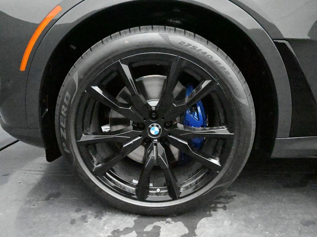 new 2026 BMW X7 car, priced at $123,205