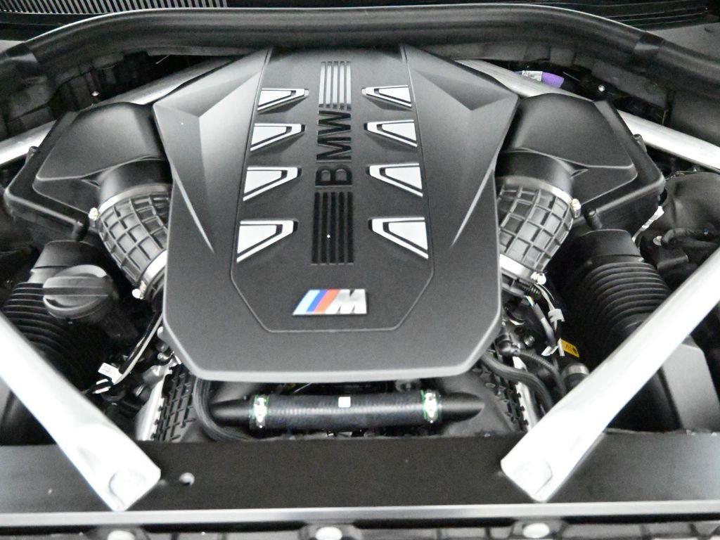 new 2026 BMW X7 car, priced at $123,205