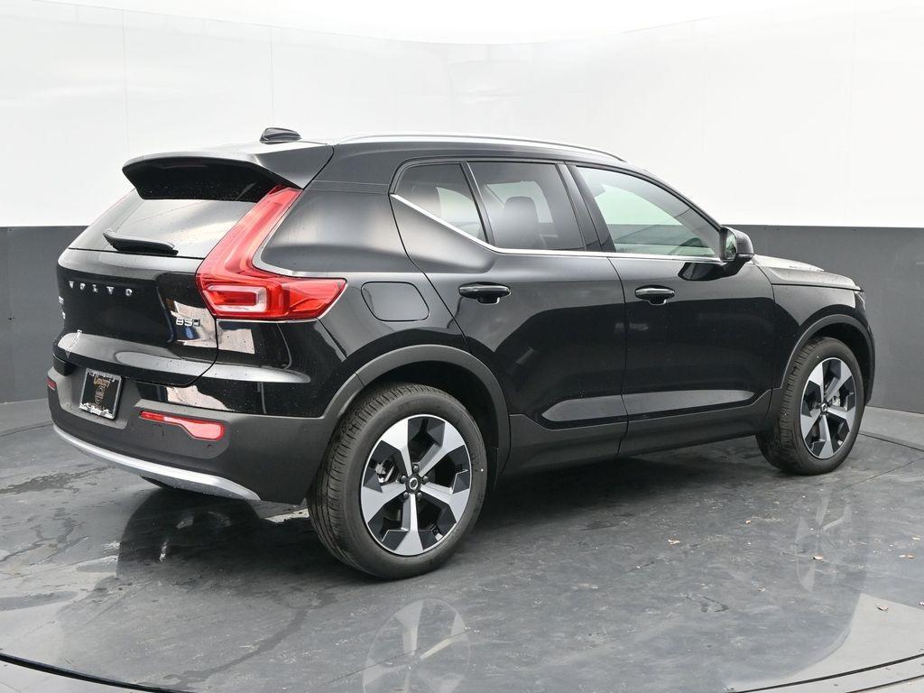 new 2025 Volvo XC40 car, priced at $47,765