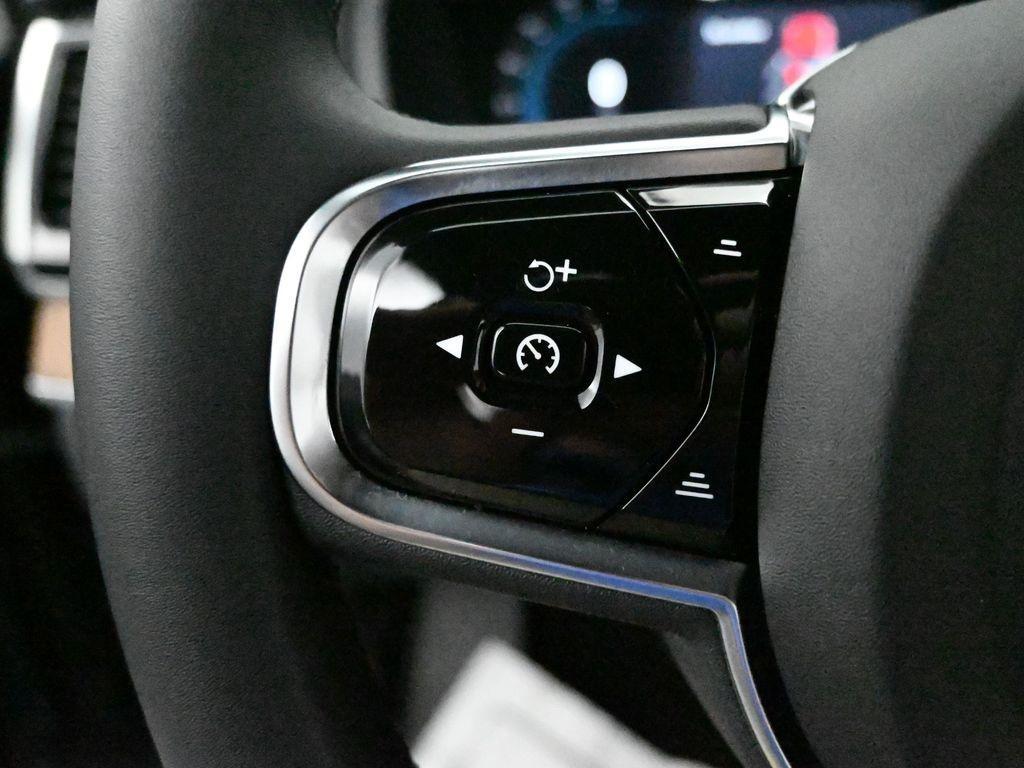 used 2024 Volvo XC90 Recharge Plug-In Hybrid car, priced at $52,994