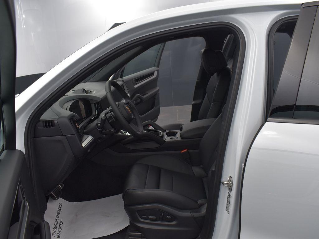 used 2024 Porsche Cayenne car, priced at $100,998